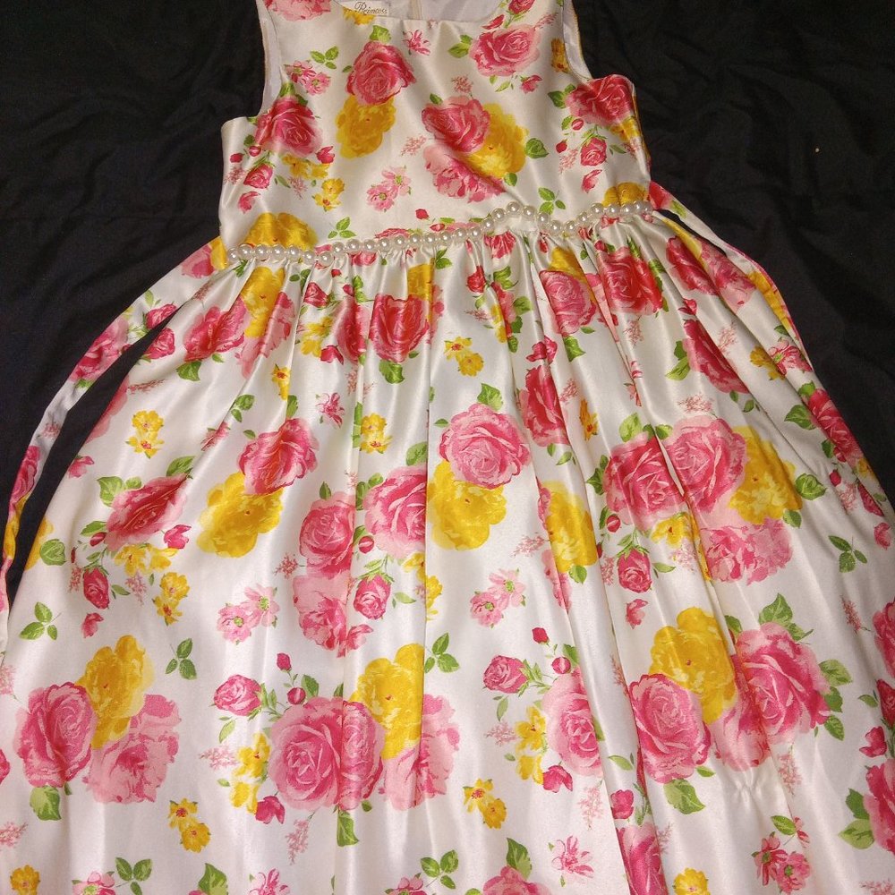 Girls dress